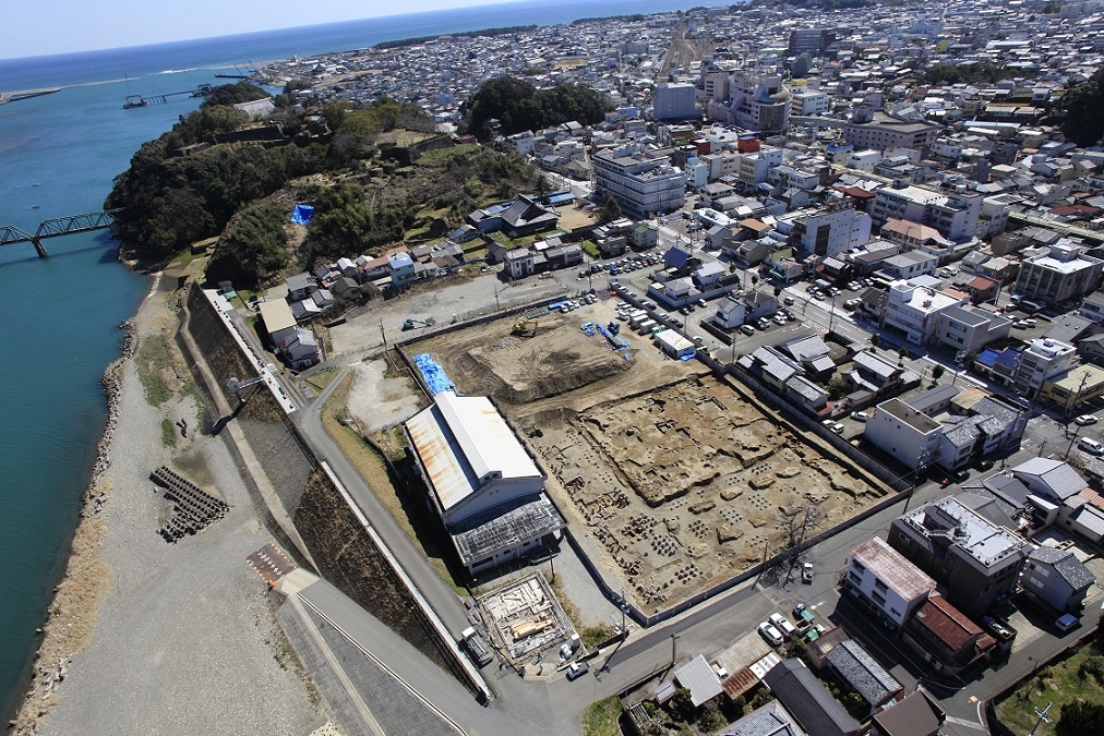 遺跡遠景の写真