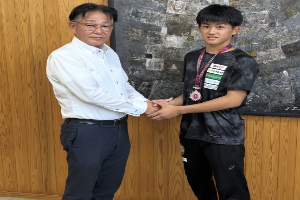 レスリングU15アジア選手権銀メダル獲得 松實大地選手 訪問