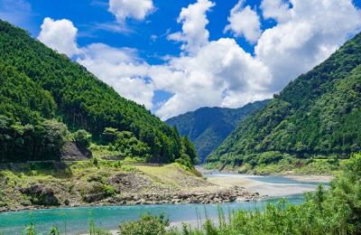 熊野川の夏が始まるの写真