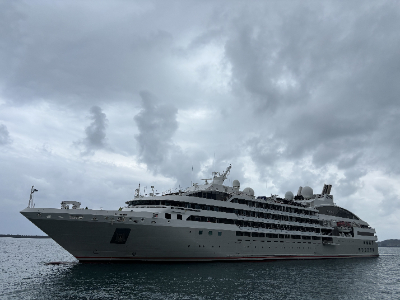 LE　SOLEAL船体写真