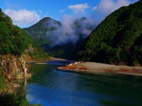 神宿る聖流「熊野川」の写真
