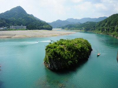 熊野川に抱かれての画像